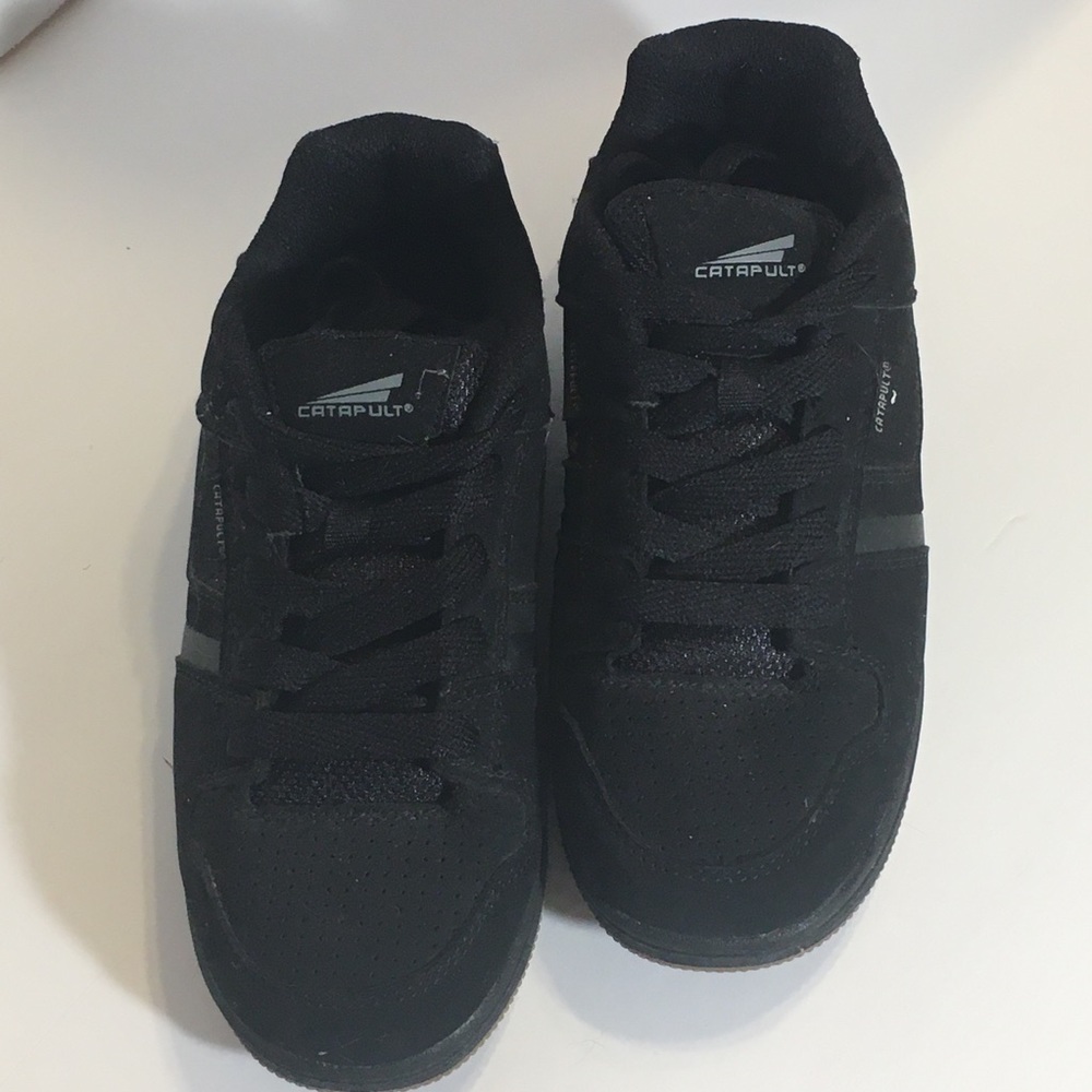 Catapult Kids Size 3 Shoes